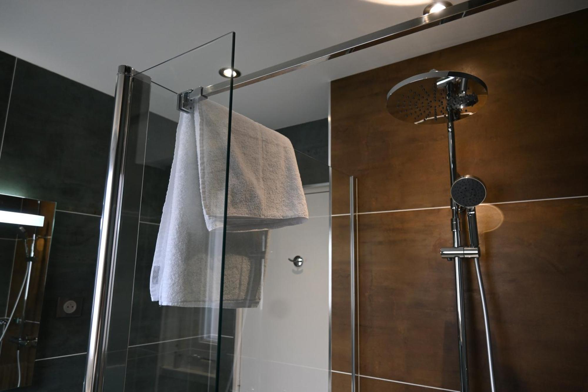 Logis Hotel Borel Dunkirk Exterior photo