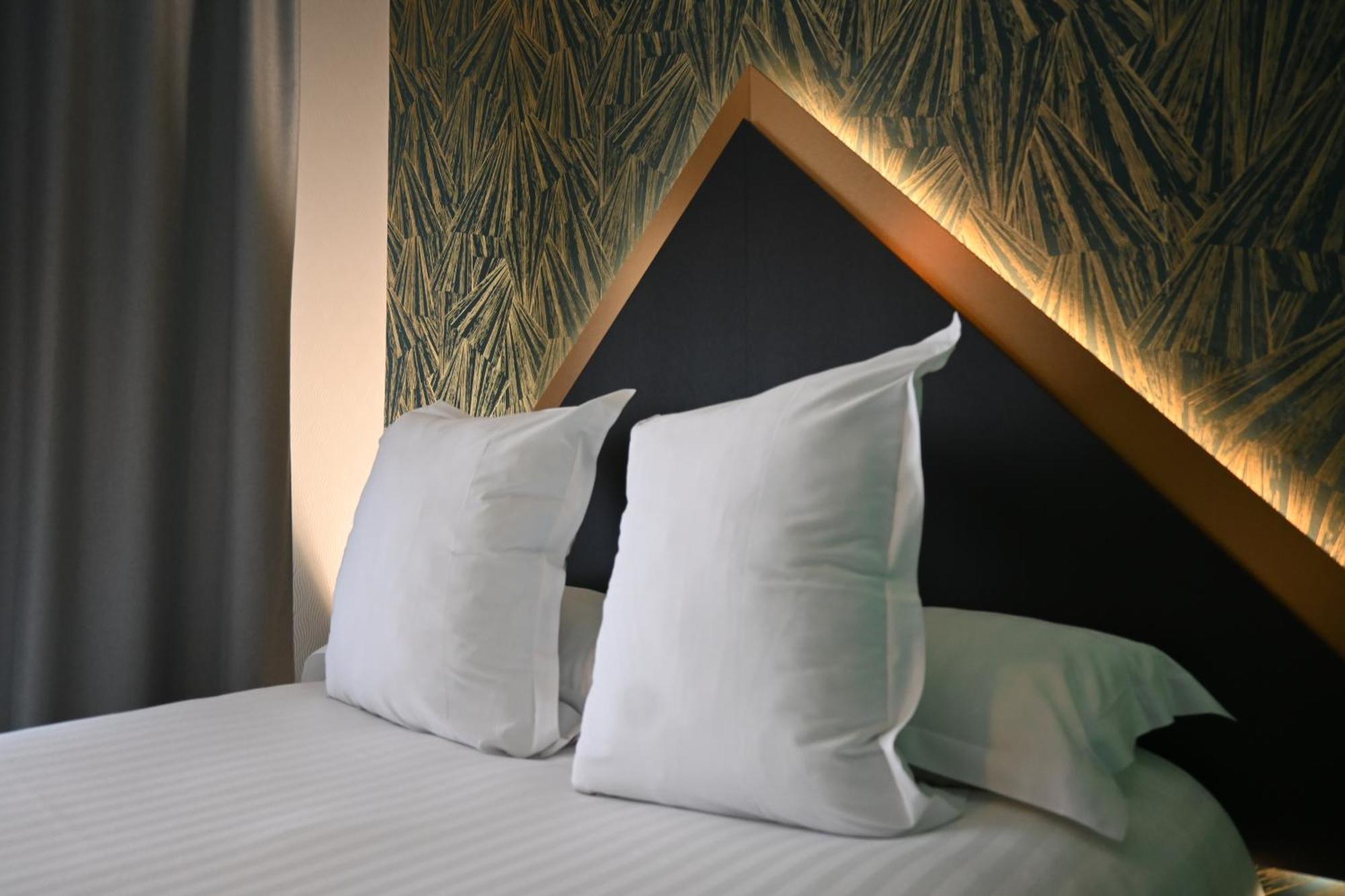 Logis Hotel Borel Dunkirk Exterior photo